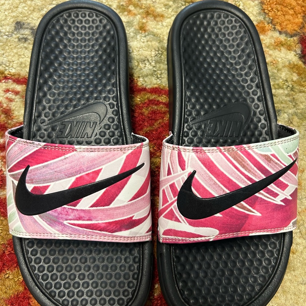 Nike Black and Pink Patterned Slides